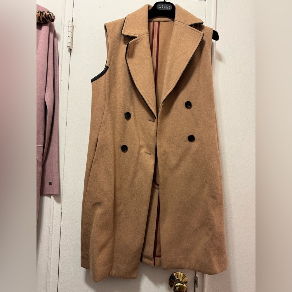 Armani Exchange Camel Wool Long Double Breasted Vest with leather trim XS/Small - Picture 2 of 9